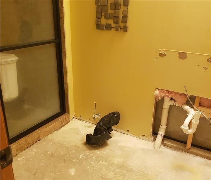 bathroom flooring water damage